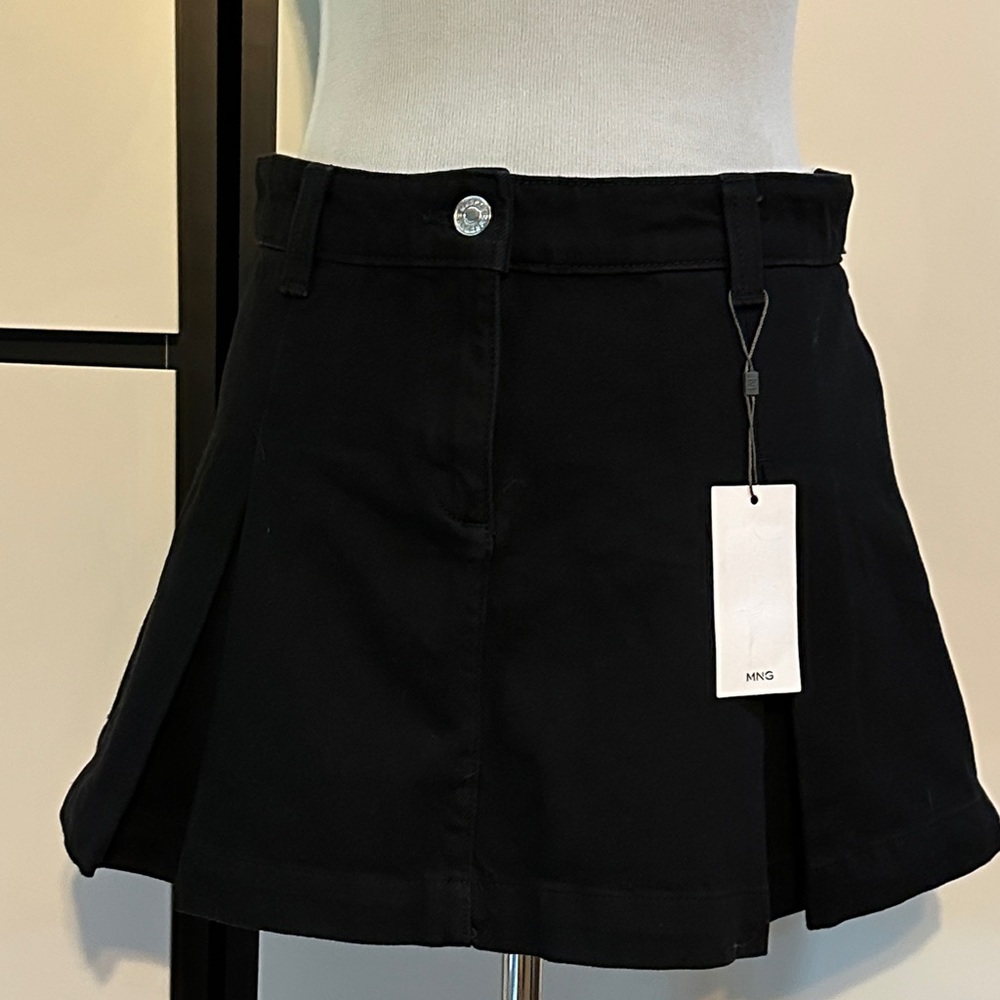 Mango black denim mini skirt with pleats NWT